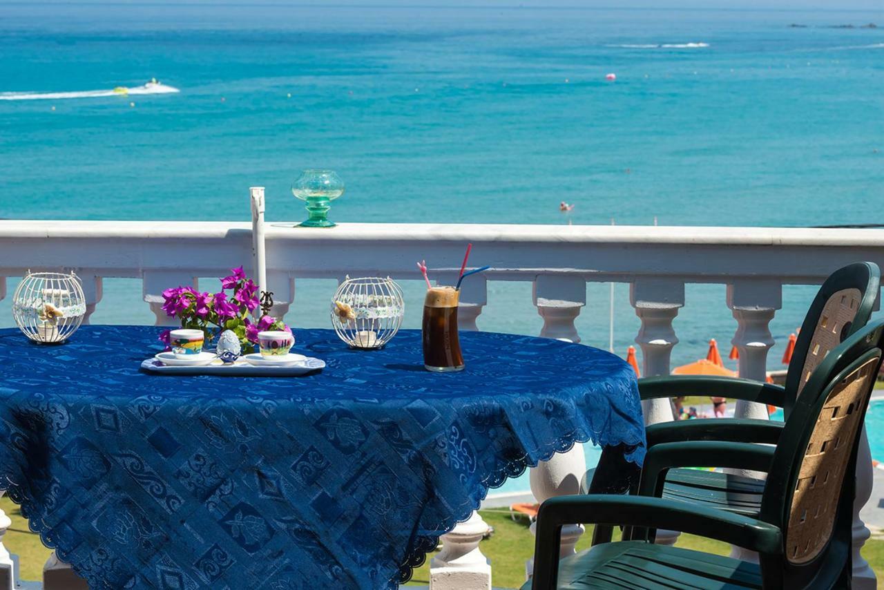 Apartment Andretina Sea View